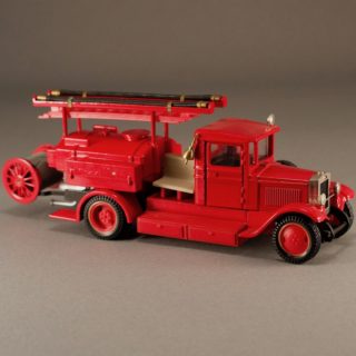 Alternative view of ミニカー 旧ソ連 OMO 消防車