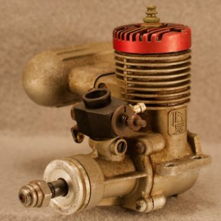 Alternative view of ドイツ グラウプナー エンジン Hb .20 Graupner