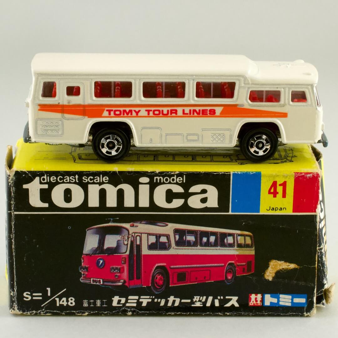 ミニカー トミカ 黒箱 41 富士重工 セミデッカー型バス