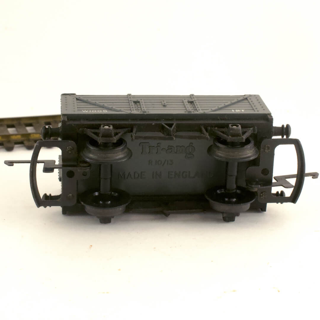 イギリス トライアング・レールウェイズ(Tri-ang Railways) R.244 MINERAL WAGON WITH COAL LOAD - 画像 (5)