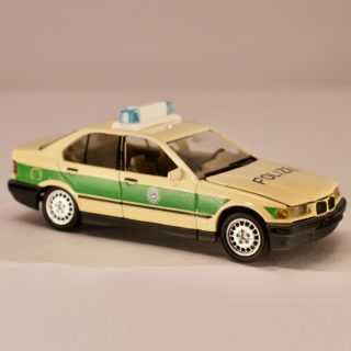 Alternative view of フランス ソリド（solido）社 BMW 325i Polizei 1/43