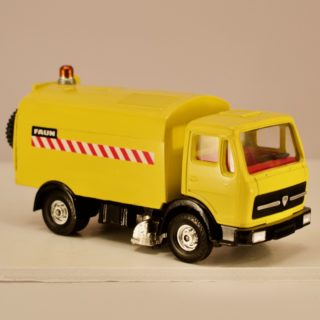 Alternative view of ミニカー コーギー（Corgi） ゴミ清掃車 FAUN AK435 ROAD SWEEPER（箱なし）