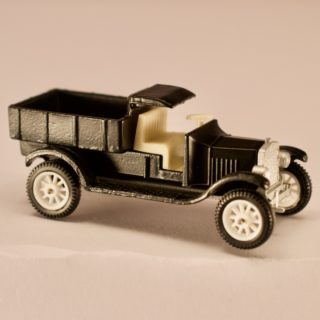 Alternative view of ミニカー オランダ エフシ（Efsi） 1919 T-FORD フォード T型 黒（箱なし）