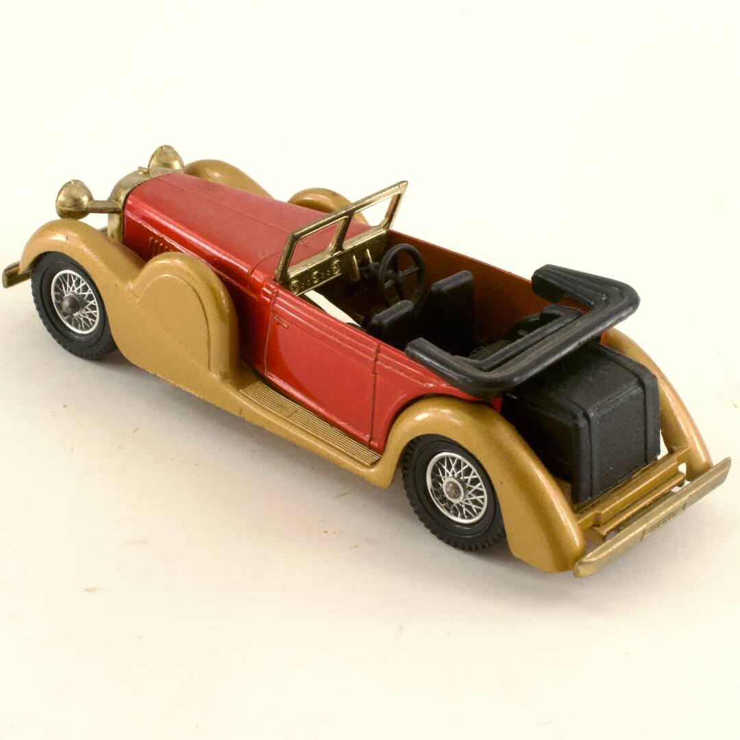 イギリス マッチボックス(matchbox) Models of Yesteryear Y-11 1938 LAGONDA DROPHEAD COUPE - 画像 (4)