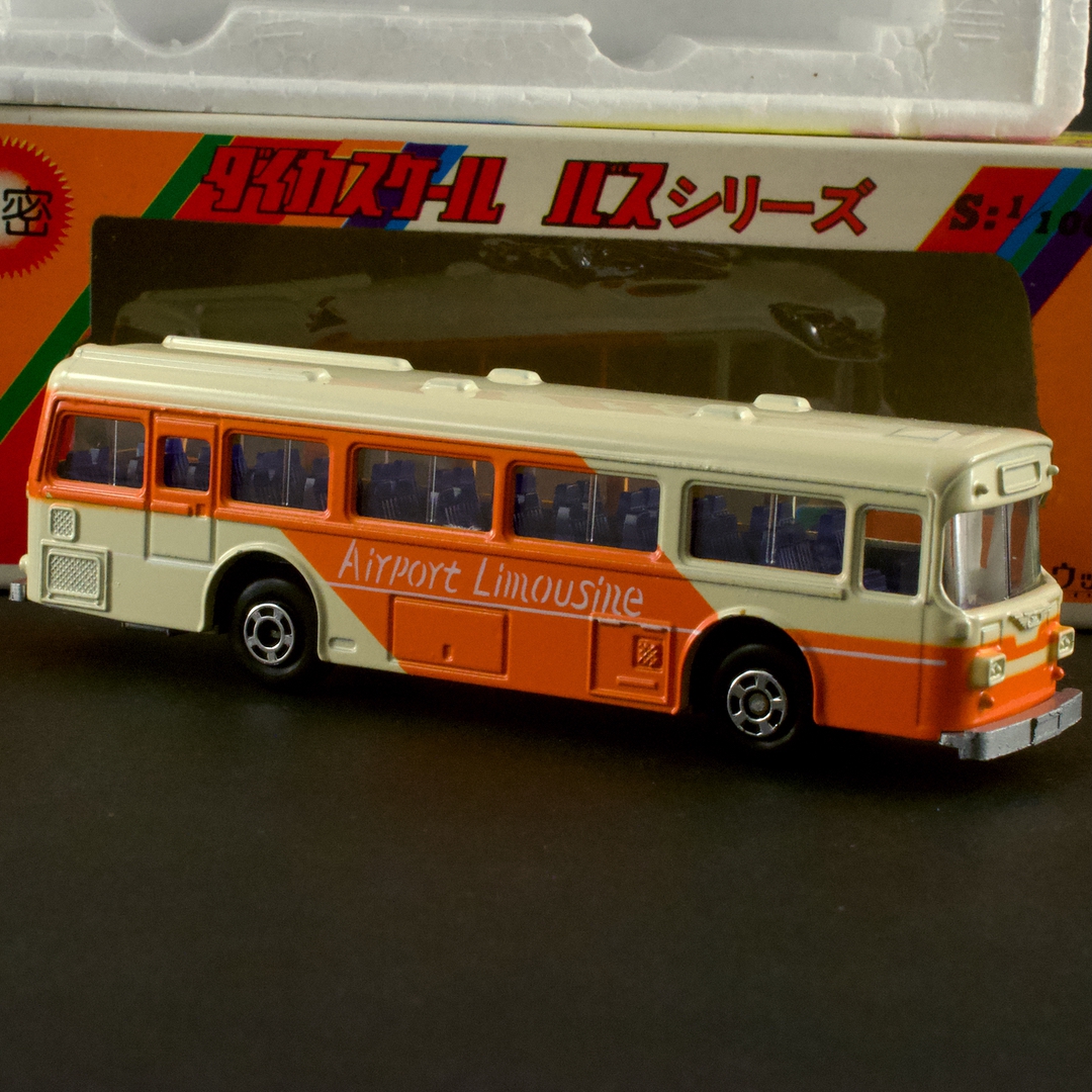 ウッド ダイカスケール バスシリーズ No.102 リムジンバス 日野(HINO) 1/100 - 画像 (7)
