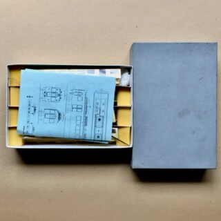 Alternative view of 鉄道模型 洛陽舎 ホビーメイトオカ 阪急2800系 2扉車 キット