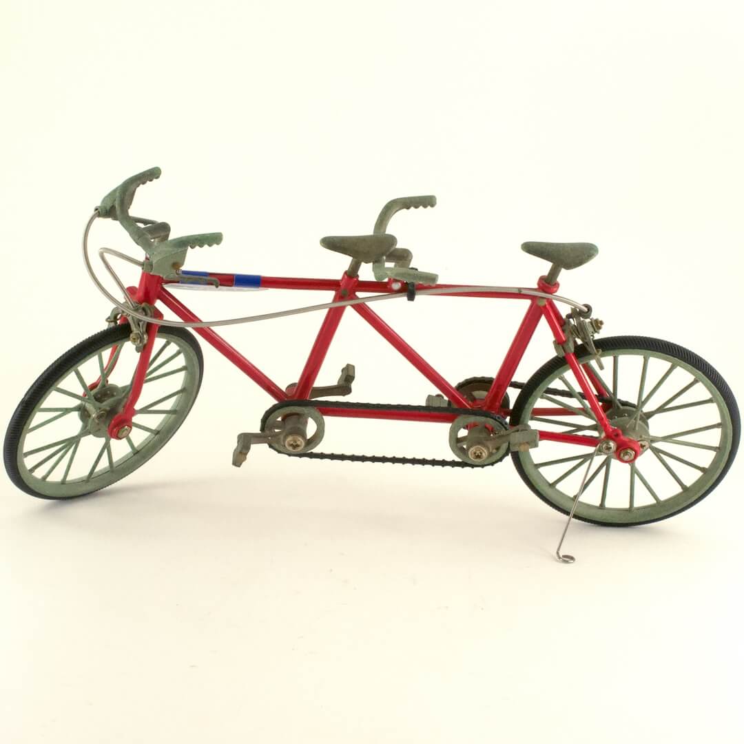 アマリール(Amaryl) ミニチュア自転車 二人乗り可動 - 画像 (3)