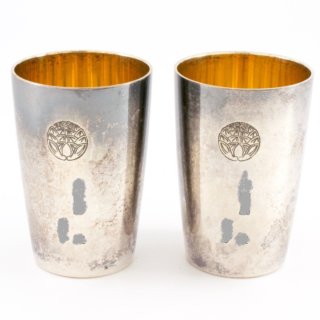銀製 ぐい呑み２個セット 内面メッキ・名前刻印あり 二個で67g（約）