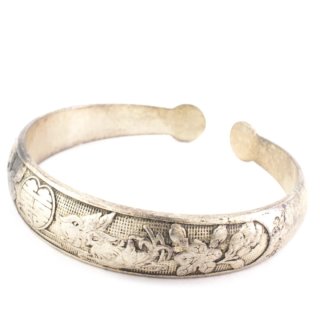 Alternative view of アンティーク 中国 銀 シルバー バングル（箱なし）