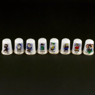 Alternative view of 陶磁器 イギリス STOKE-ON-TRENT FINE BONE CHINA 指抜き（thimble） 白雪姫と七人の小人 ８個セット