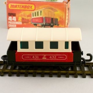 Alternative view of ミニカー イギリス マッチボックス（matchbox） 客車 superfast COLLECT ALL 75 MODELS PASSENGER COACH NEW44 No.44 1978