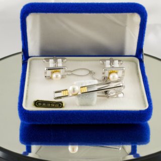 本真珠と銀 カフスボタンとネクタイピンの３点セット 「SILVER 850」刻印あり 未使用品