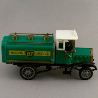 Alternative view of 西ドイツ ジスモデル（Ziss-Modell） BP Lastwagen 1923/24 MAN Erster Diesel