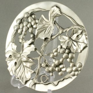 Alternative view of カナダ シーガル（Seagull Pewter） 1990 鍋敷き 錫製 直径120mm 185g