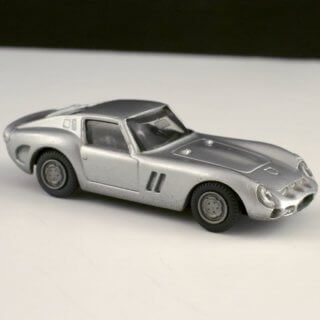 Alternative view of フェラーリ Ferrari GTO Praline W. Germany シルバー