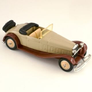 Alternative view of フランス エリゴール（Eligor） DELAGE D8S CABRIOLET 1932 ROUES