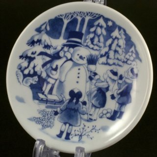 Alternative view of デンマーク ロイヤルコペンハーゲン（Royal Copenhagen） 飾り小皿 1999 Children's Christmas Collection
