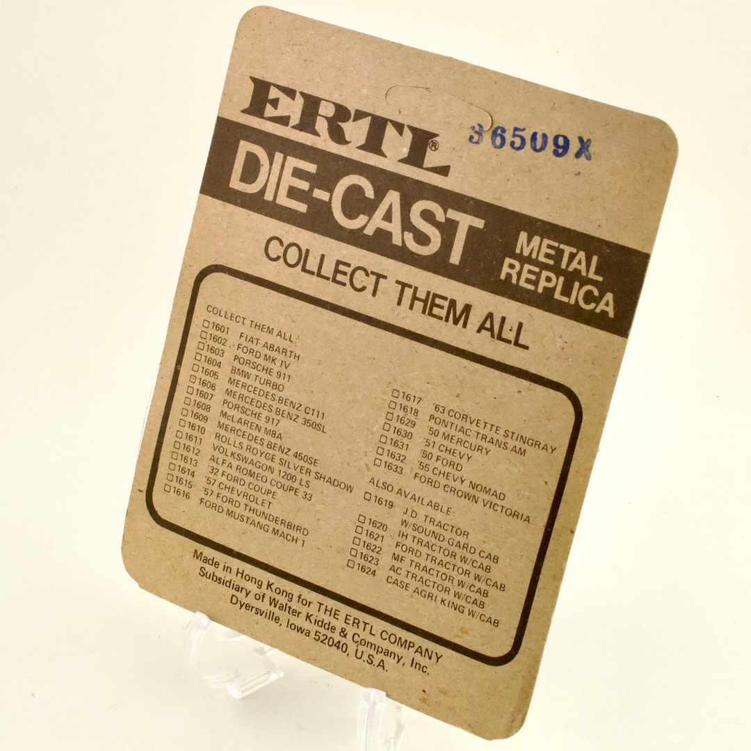 アメリカ ERTL 1956 FORD CROWN VICTORIA 1/64 ブリスターパック 未開封 - 画像 (12)