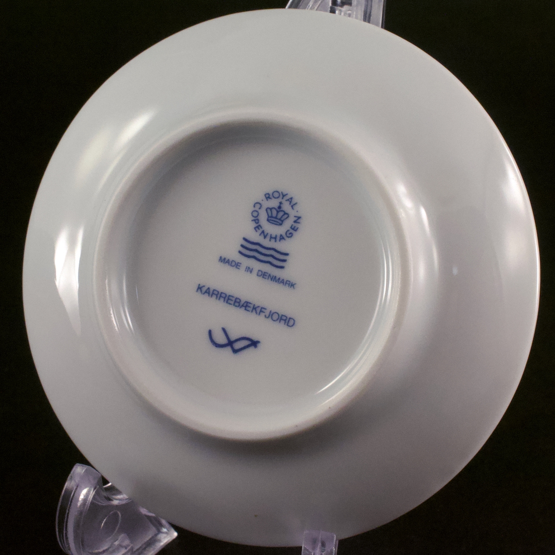 デンマーク ロイヤルコペンハーゲン(Royal Copenhagen) 飾り小皿 2000 Karreback fjord - 画像 (7)